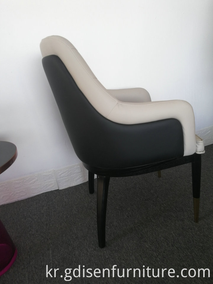 charla chair